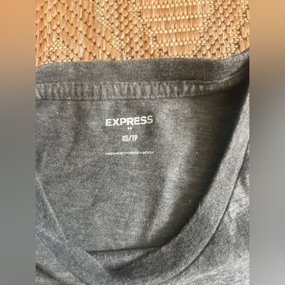 Express Men's NYC Graphic Short Sleeve Tshirt, Grey & Red,Size XS - Picture 7 of 7